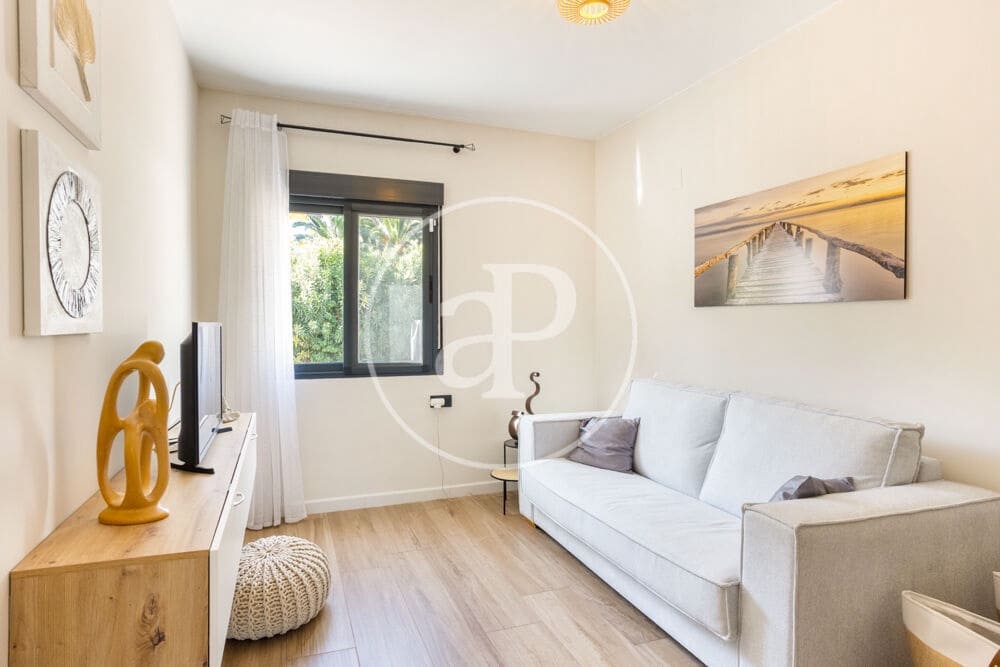 4 bedroom Villa for sale in Carcaixent with pool garage - € 559,000 (Ref: 10166632)