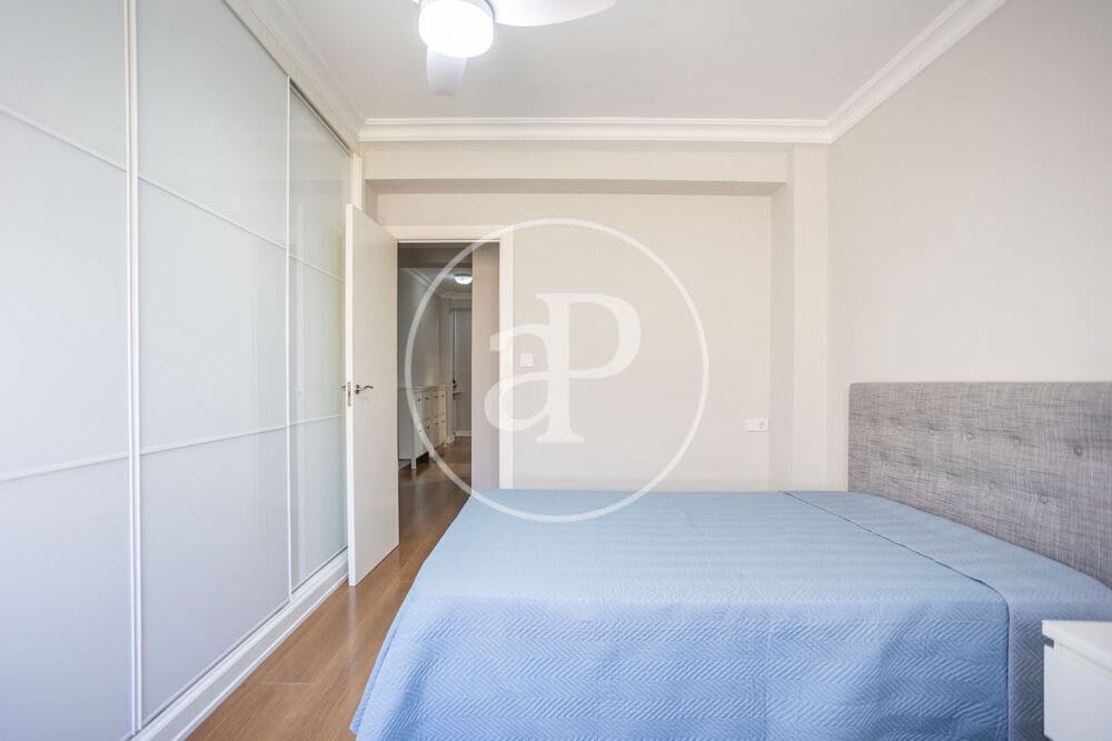3 bedroom Apartment for rent in Valencia city - € 2,200 (Ref: 10168546)