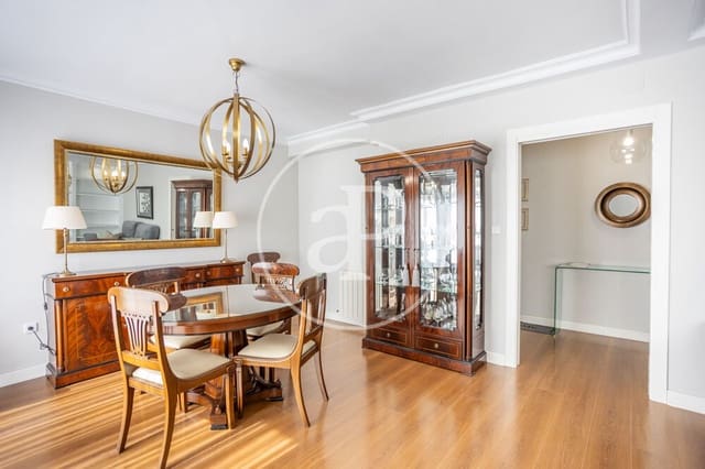 3 sypialnia Apartament do wynajęcia w Mont-Olivet, Miasto Walencja - 2 200 € (Ref: 10168546)