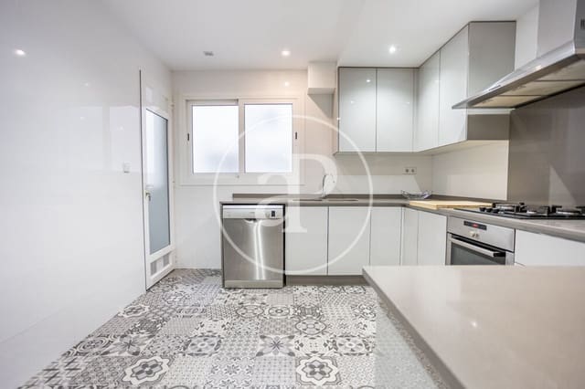 3 sypialnia Apartament do wynajęcia w Mont-Olivet, Miasto Walencja - 2 200 € (Ref: 10168546)