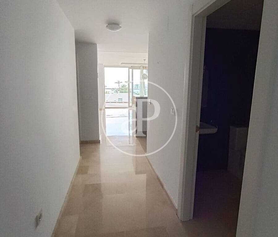 Apartamento de 2 habitaciones en La Villajoyosa / Vila Joiosa en venta con piscina garaje - 450.000 € (Ref: 10168548)