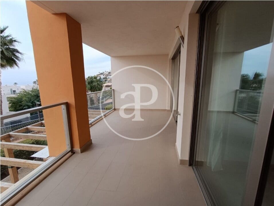 Apartamento de 2 habitaciones en La Villajoyosa / Vila Joiosa en venta con piscina garaje - 450.000 € (Ref: 10168548)