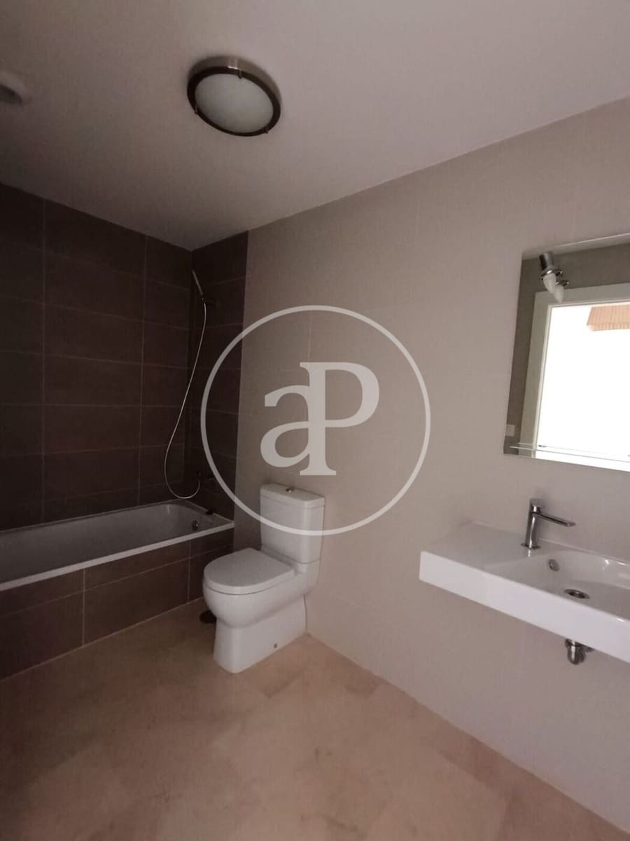 Apartamento de 2 habitaciones en La Villajoyosa / Vila Joiosa en venta con piscina garaje - 450.000 € (Ref: 10168548)