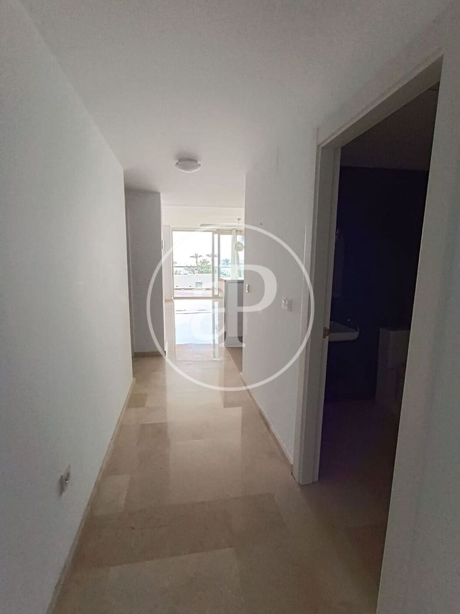 Apartamento de 2 habitaciones en La Villajoyosa / Vila Joiosa en venta con piscina garaje - 450.000 € (Ref: 10168548)