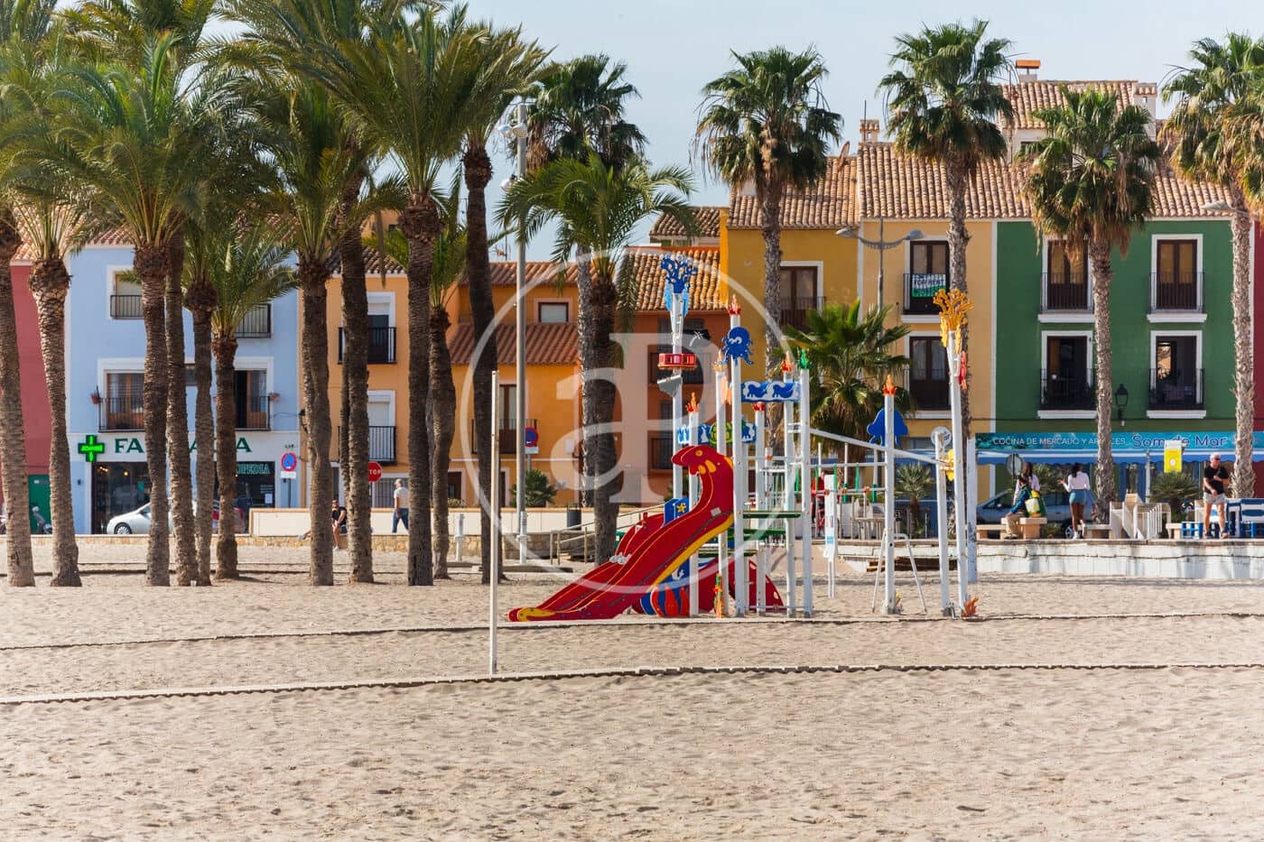 Apartamento de 2 habitaciones en La Villajoyosa / Vila Joiosa en venta con piscina garaje - 450.000 € (Ref: 10168548)