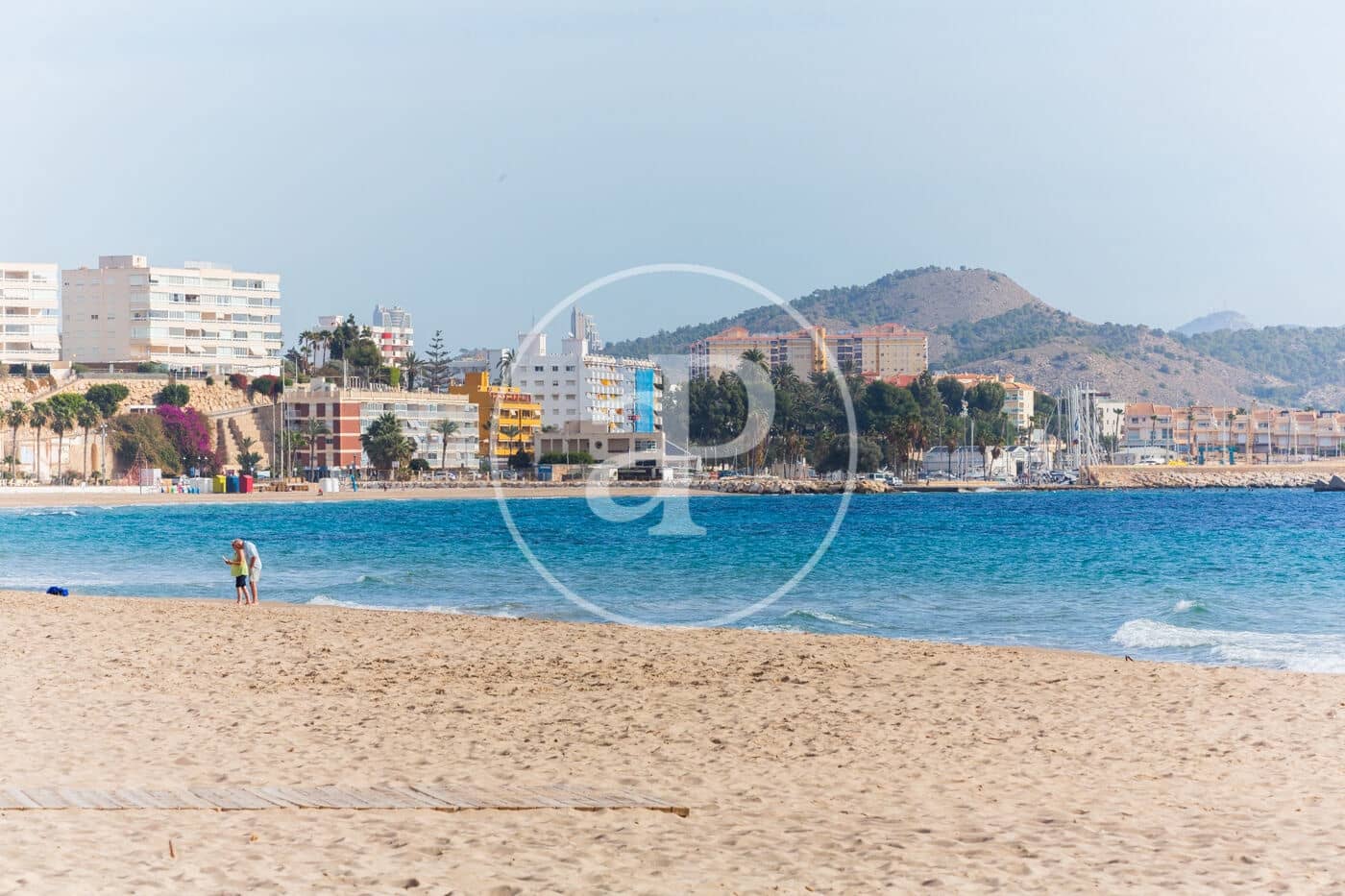 Apartamento de 2 habitaciones en La Villajoyosa / Vila Joiosa en venta con piscina garaje - 450.000 € (Ref: 10168548)