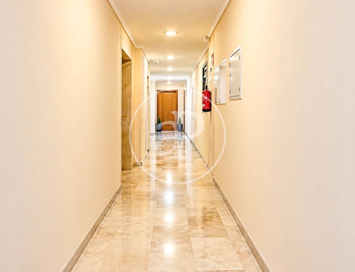 Ático de 3 habitaciones en Alzira en venta - 250.000 € (Ref: 10171547)