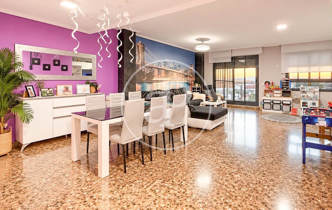 Ático de 3 habitaciones en Alzira en venta - 250.000 € (Ref: 10171547)