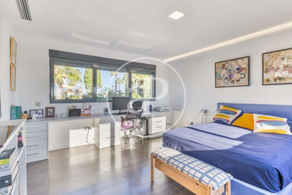 4 bedroom Villa for sale in Betera with pool garage - € 1,490,000 (Ref: 10173827)