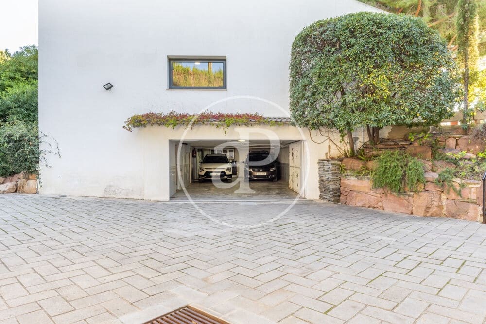 4 bedroom Villa for sale in Betera with pool garage - € 1,490,000 (Ref: 10173827)
