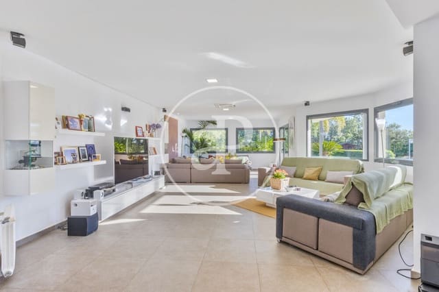4 bedroom Villa for sale in Bétera with pool garage - € 1,490,000 (Ref: 10173827)