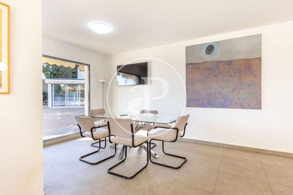 4 bedroom Villa for sale in Betera with pool garage - € 1,490,000 (Ref: 10173827)