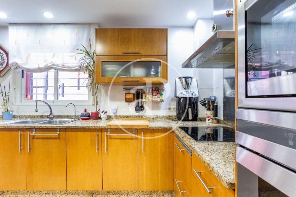 Chalet de 4 habitaciones en Burriana / Borriana en venta con garaje - 359.000 € (Ref: 10177113)