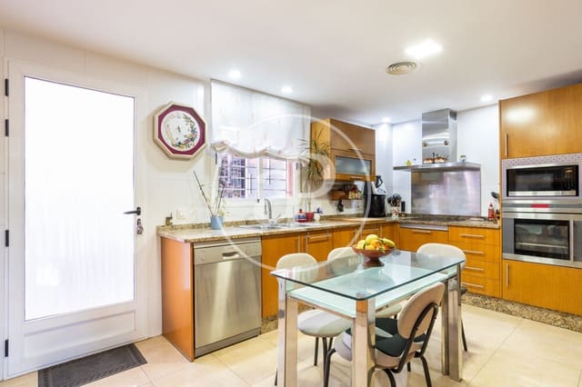 Chalet de 4 habitaciones en Burriana / Borriana en venta con garaje - 359.000 € (Ref: 10177113)