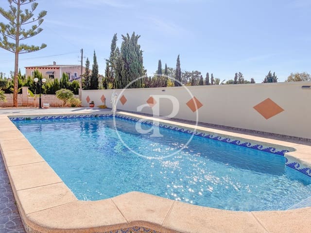 4 makuuhuone Huvila myytävänä paikassa Arenales del Sol, Elche / Elx mukana uima-altaan 
autotalli - 515 000 € (Ref: 10177114)