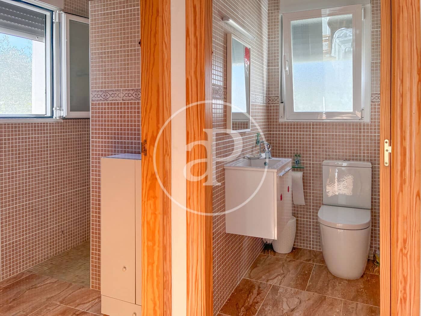 4 makuuhuone Huvila myytävänä paikassa Arenales del Sol mukana uima-altaan 
autotalli - 515 000 € (Ref: 10177114)