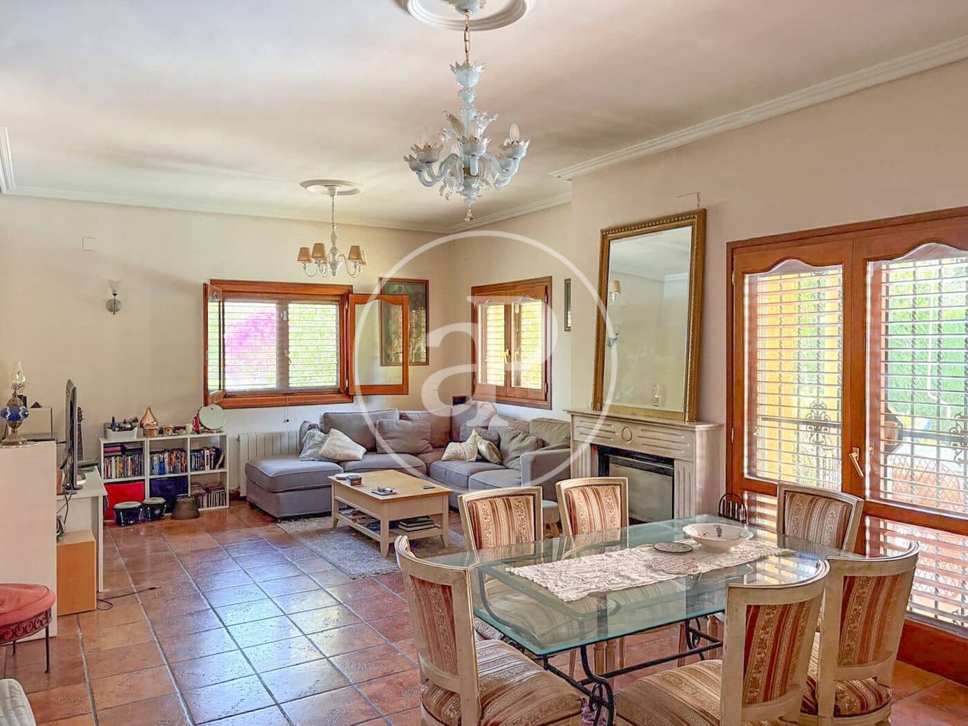 4 slaapkamer Villa te koop in L'Eliana met zwembad garage - € 650.000 (Ref: 10183017)