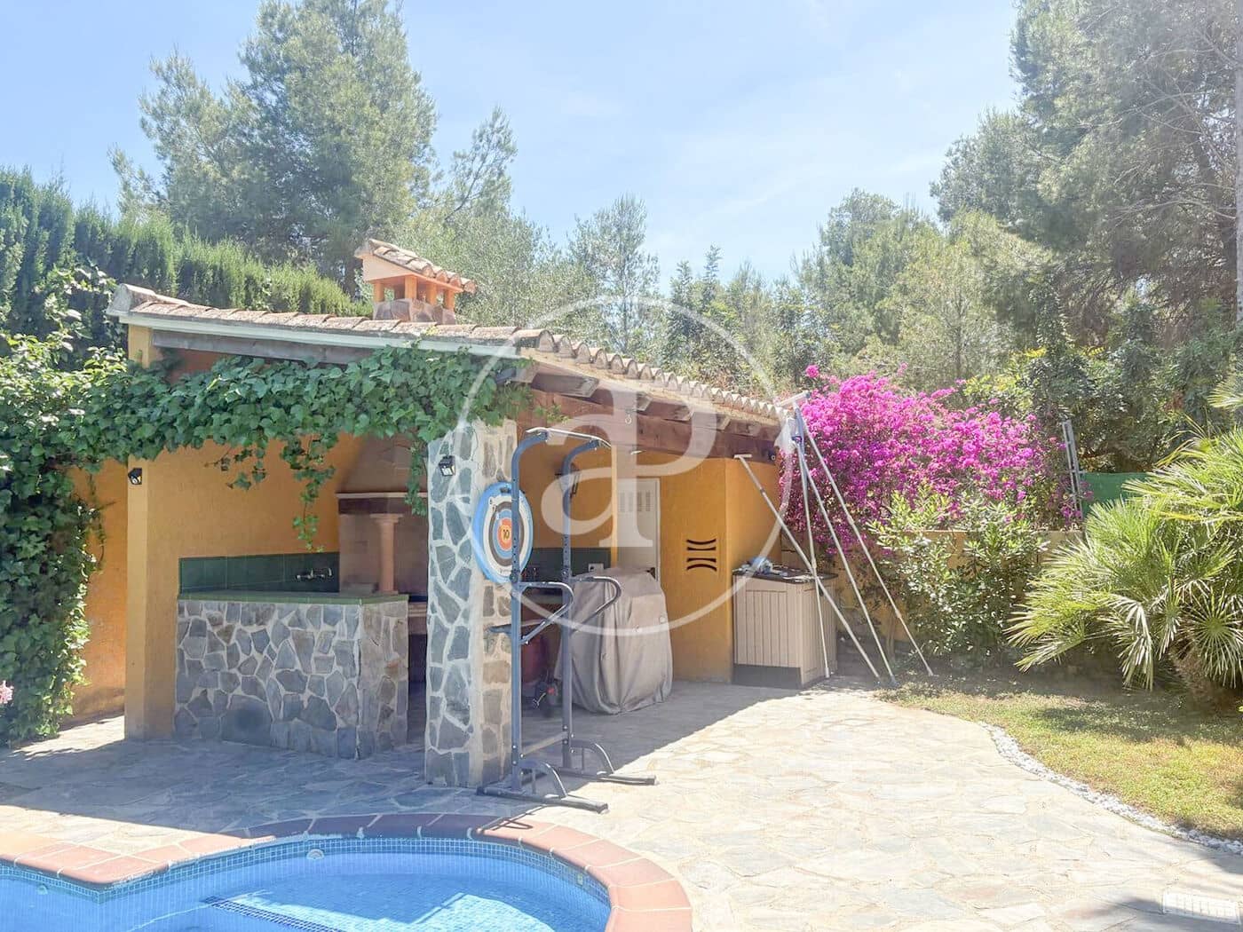 4 slaapkamer Villa te koop in L'Eliana met zwembad garage - € 650.000 (Ref: 10183017)