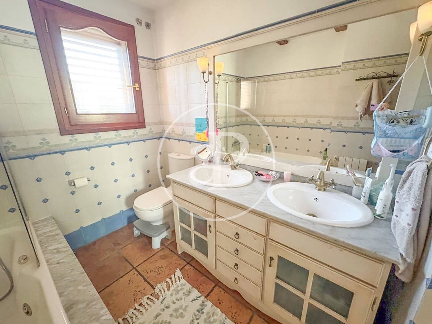 4 slaapkamer Villa te koop in L'Eliana met zwembad garage - € 650.000 (Ref: 10183017)