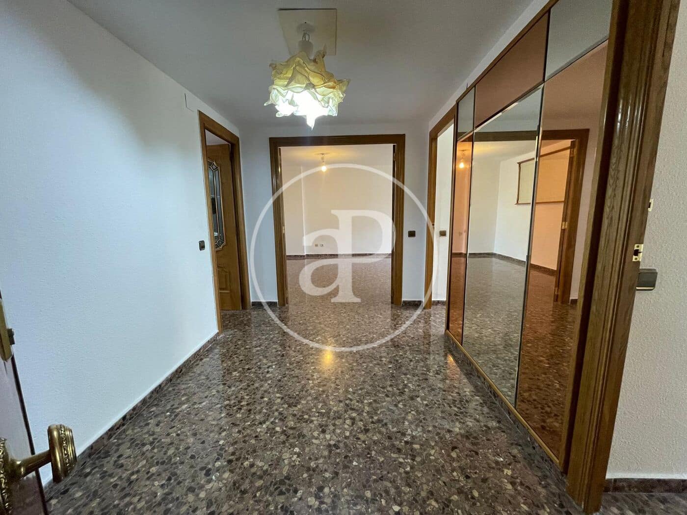 4 sypialnia Apartament na sprzedaż w Miasto Walencja - 515 000 € (Ref: 7598630)