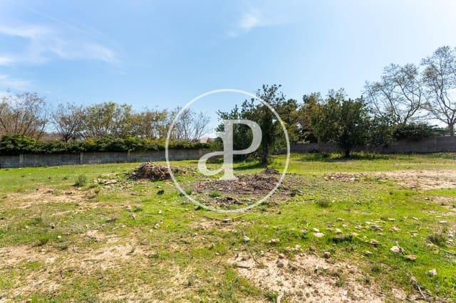 Teren niezagospodarowany na sprzedaż w Chiva - 250 000 € (Ref: 7598642)