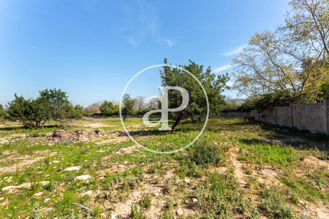 Grunde uden byggetilladelser til salg i Chiva - € 250.000 (Ref: 7598642)