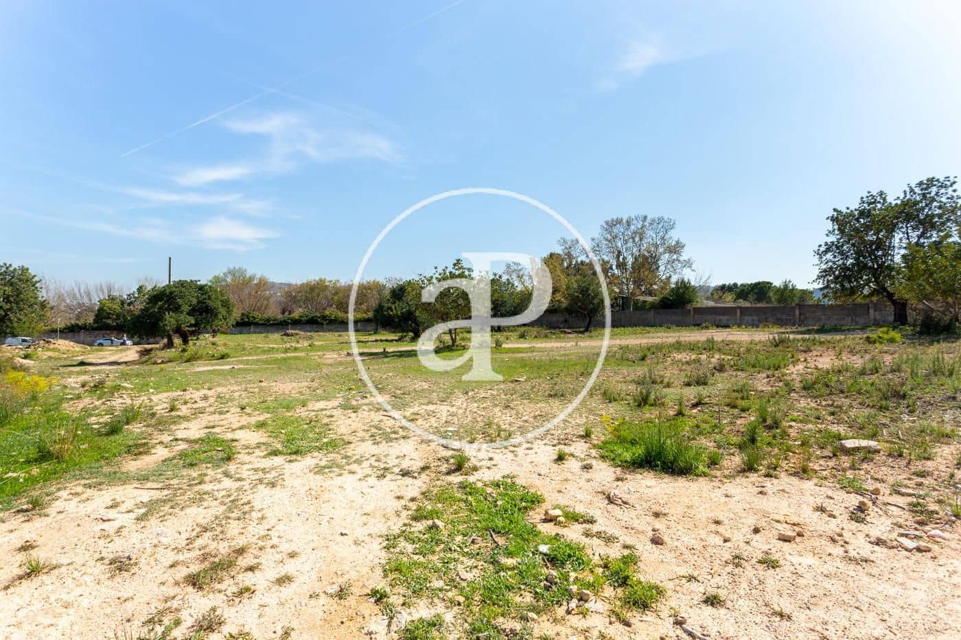 Grunde uden byggetilladelser til salg i Chiva - € 250.000 (Ref: 7598642)