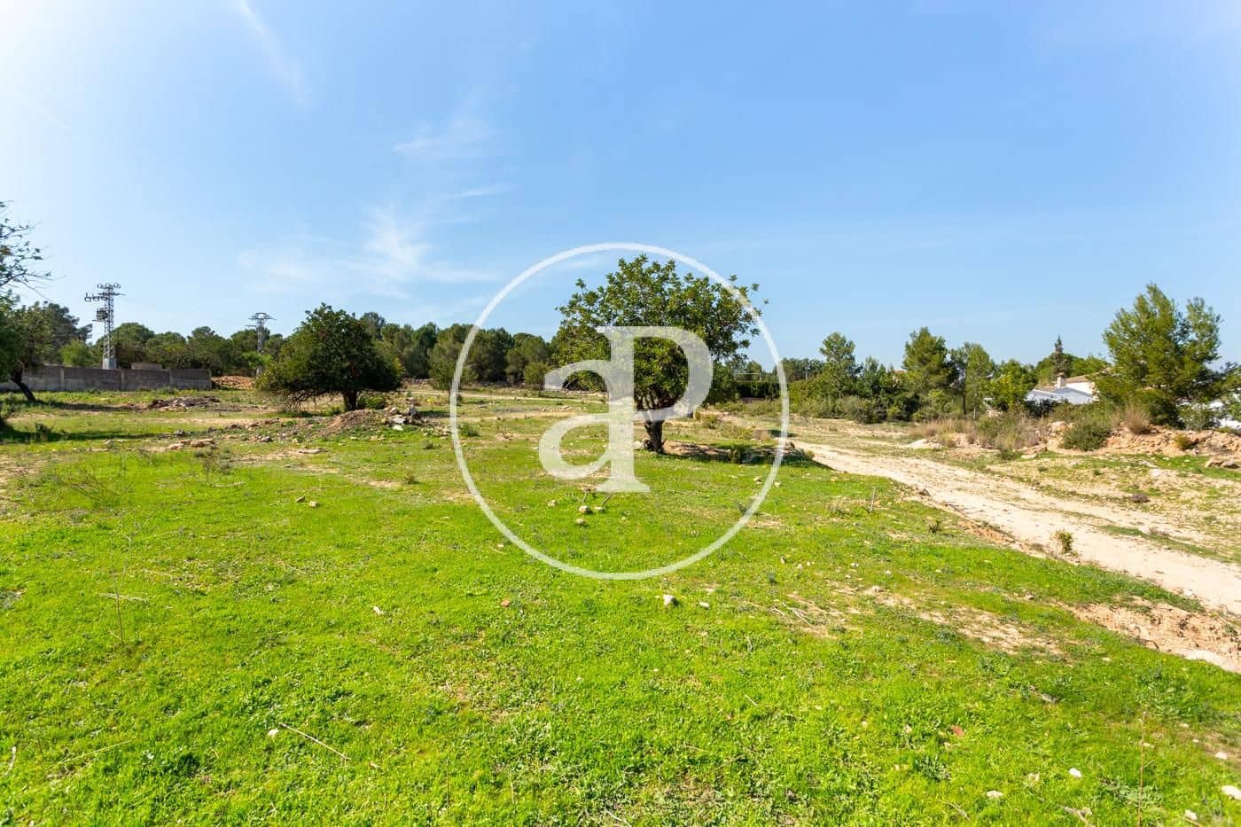 Grunde uden byggetilladelser til salg i Chiva - € 250.000 (Ref: 7598642)