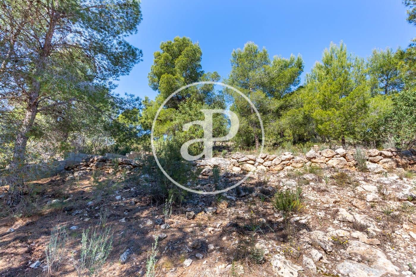 Grunde uden byggetilladelser til salg i Olocau - € 64.000 (Ref: 7598644)