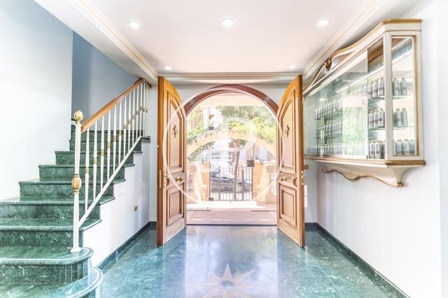 7 slaapkamer Villa te koop in Picanya met zwembad - € 980.000 (Ref: 7598669)