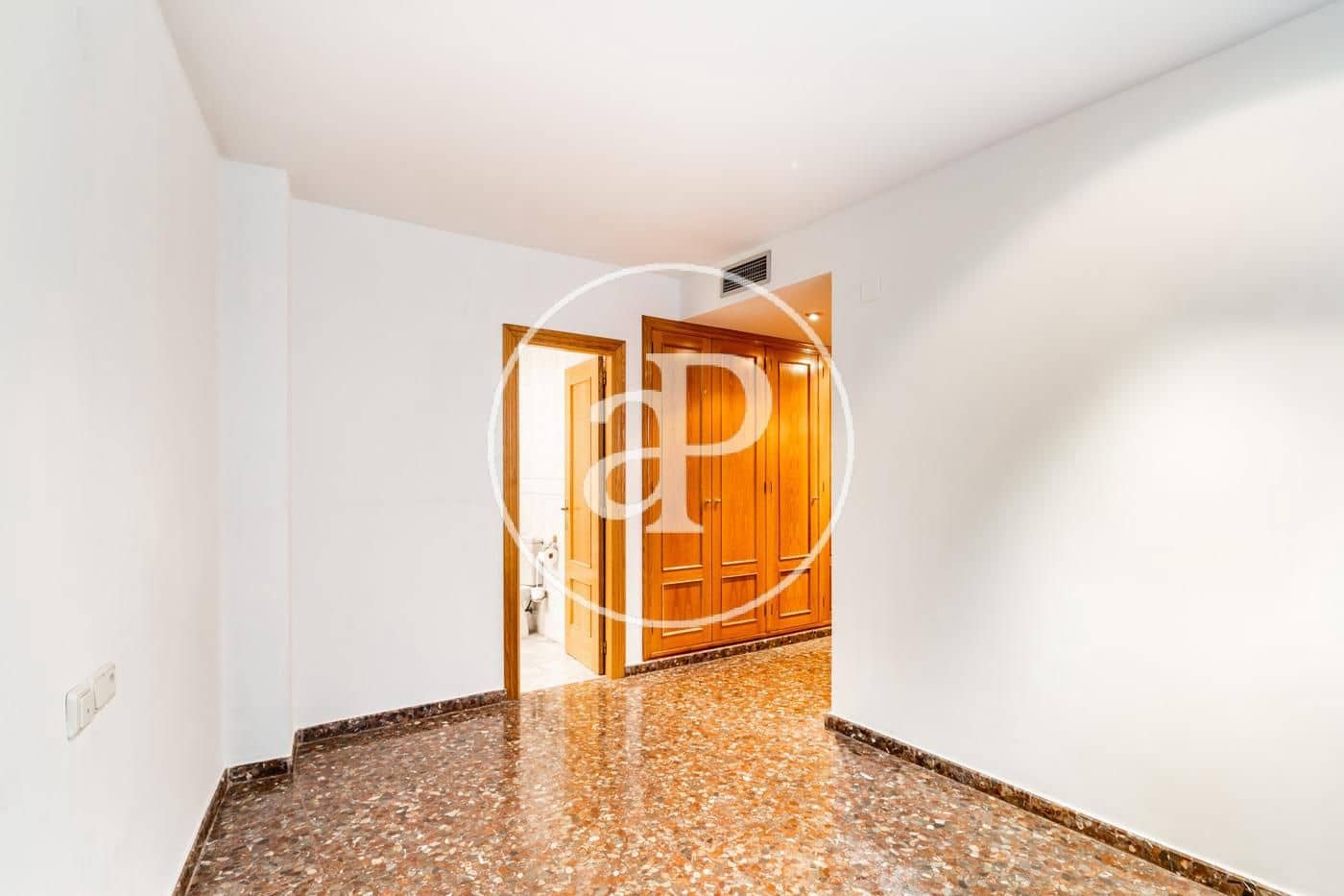 4 soveværelse Lejlighed til salg i Valencia by - € 535.000 (Ref: 7598693)