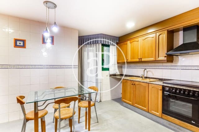 4 sypialnia Apartament na sprzedaż w El Pilar, Miasto Walencja - 535 000 € (Ref: 7598693)