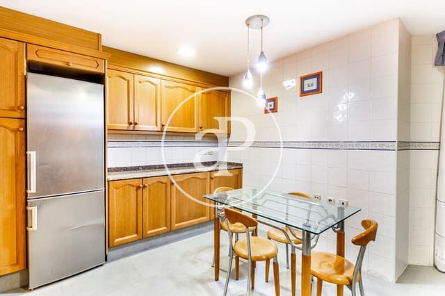 4 sypialnia Apartament na sprzedaż w El Pilar, Miasto Walencja - 535 000 € (Ref: 7598693)