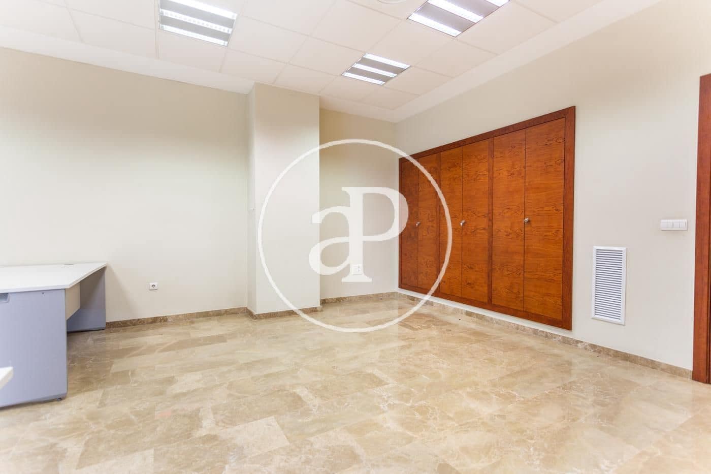 4 soveværelse Lejlighed til salg i Valencia by - € 425.000 (Ref: 7598699)