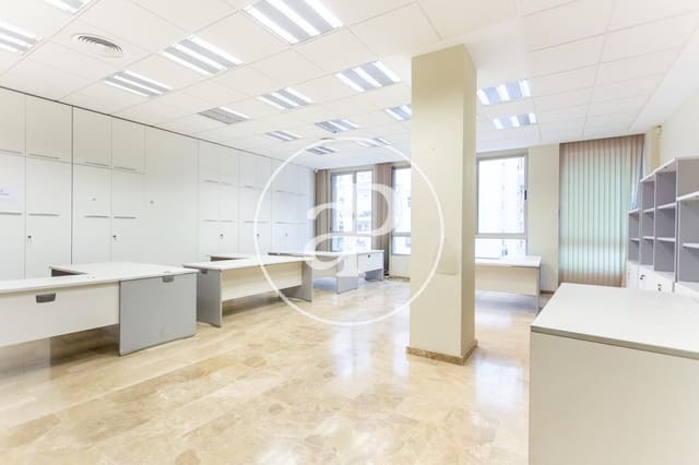 4 sypialnia Apartament na sprzedaż w Trinitat, Miasto Walencja - 425 000 € (Ref: 7598699)