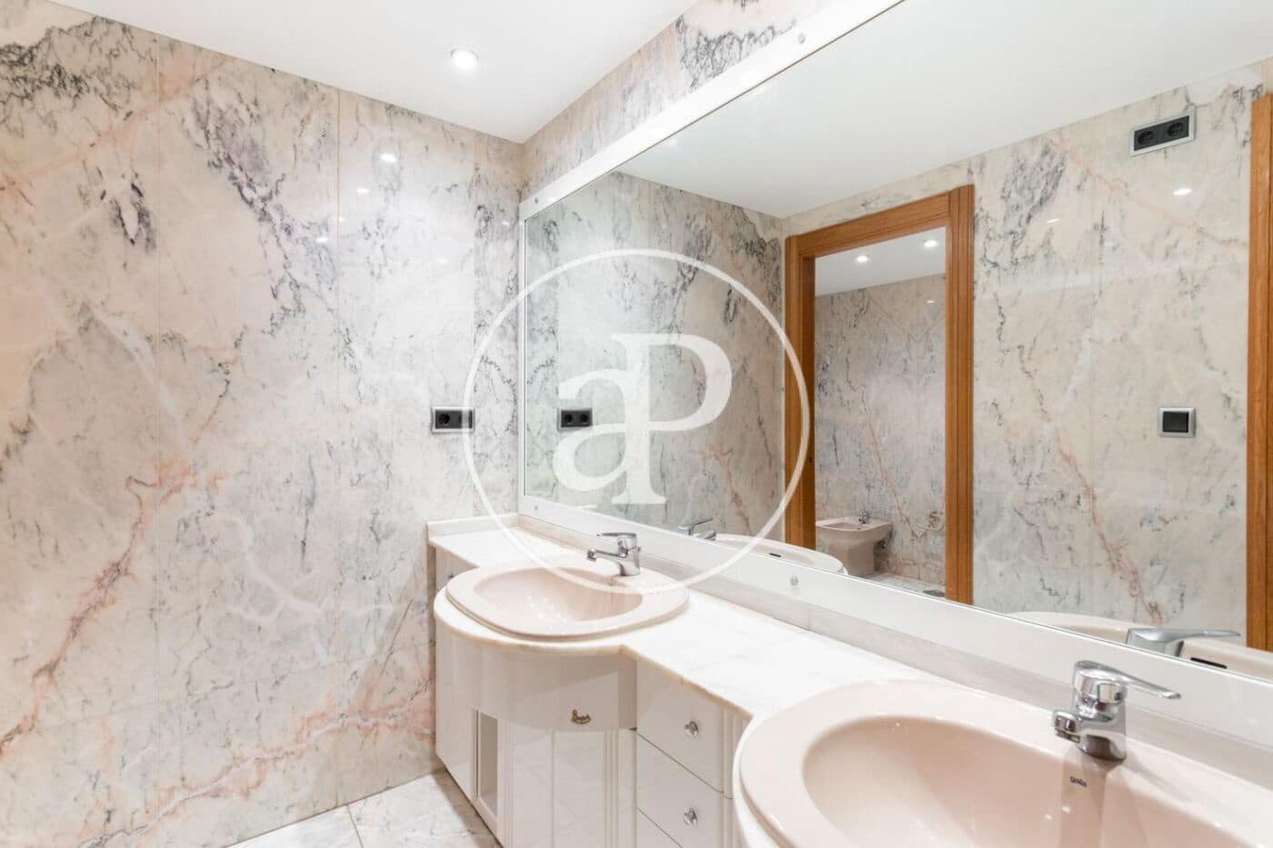 4 soveværelse Lejlighed til salg i Valencia by - € 1.020.000 (Ref: 7598862)