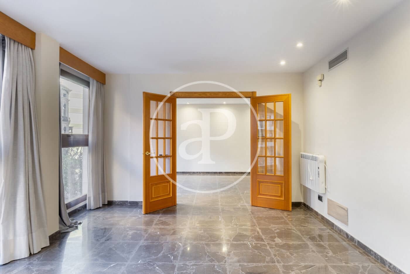 4 slaapkamer Appartement te koop in Valencia stad - € 1.190.000 (Ref: 7598862)