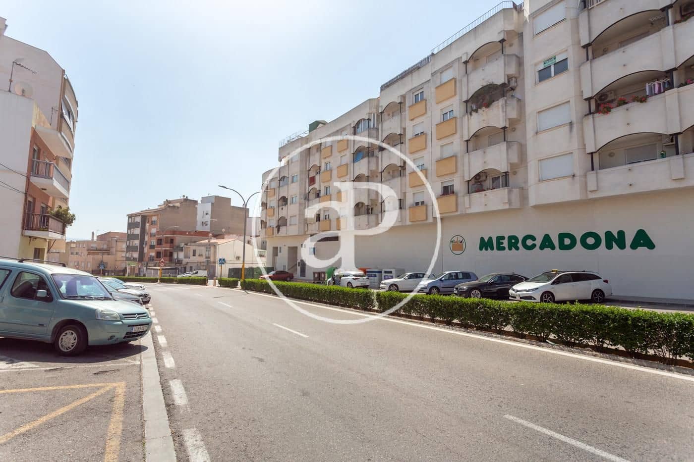 Mark till salu i Montserrat - 400 000 € (Ref: 7598877)