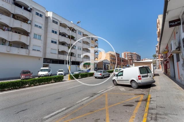 Ubebygd land til salgs i Montserrat - € 400 000 (Ref: 7598877)