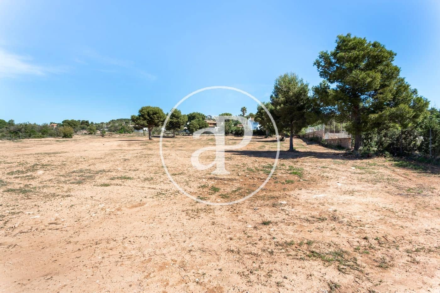 Ubebygd land til salgs i Olocau - € 100 000 (Ref: 7598878)