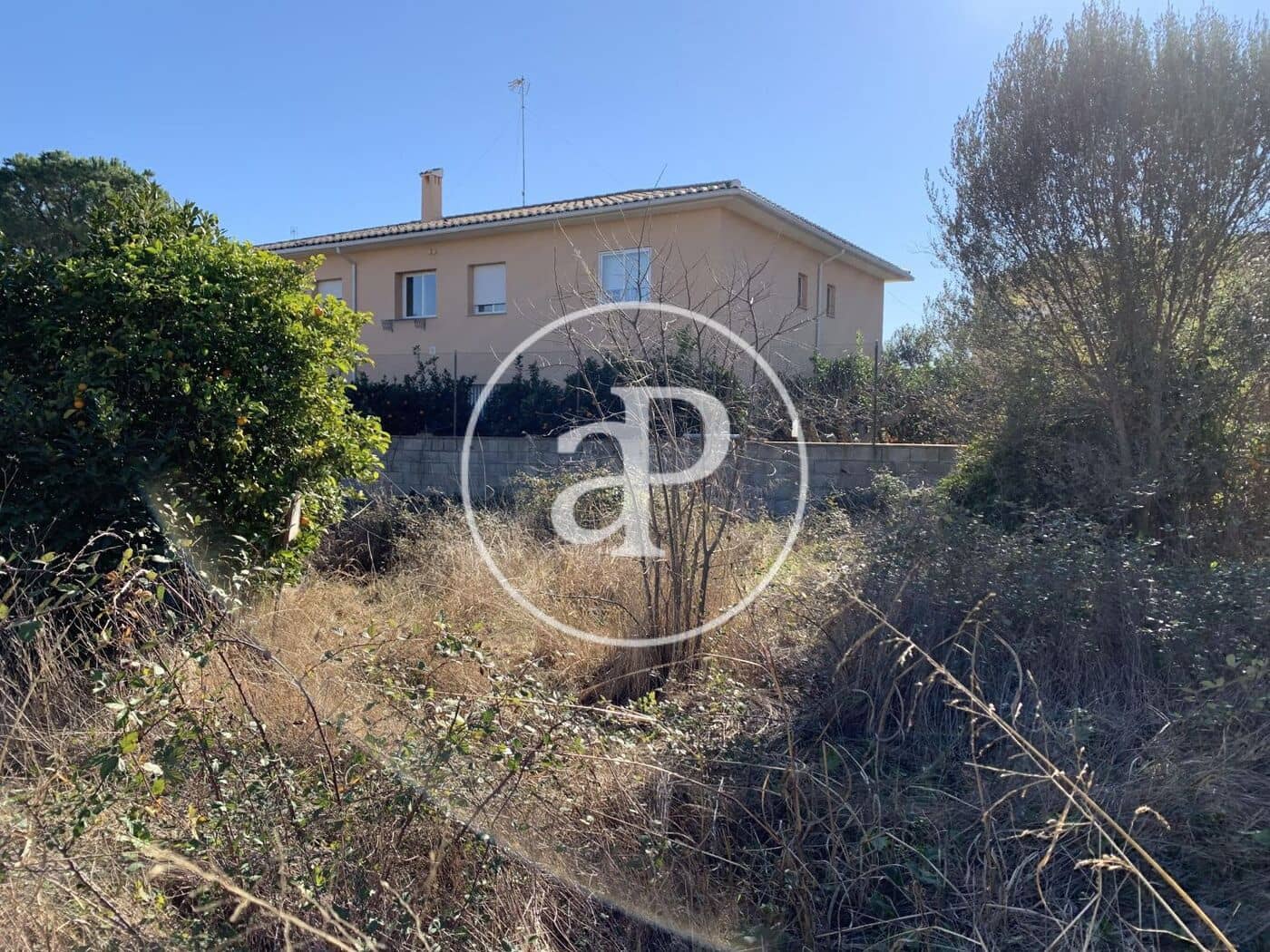 Grunde uden byggetilladelser til salg i Gilet - € 129.000 (Ref: 7598885)