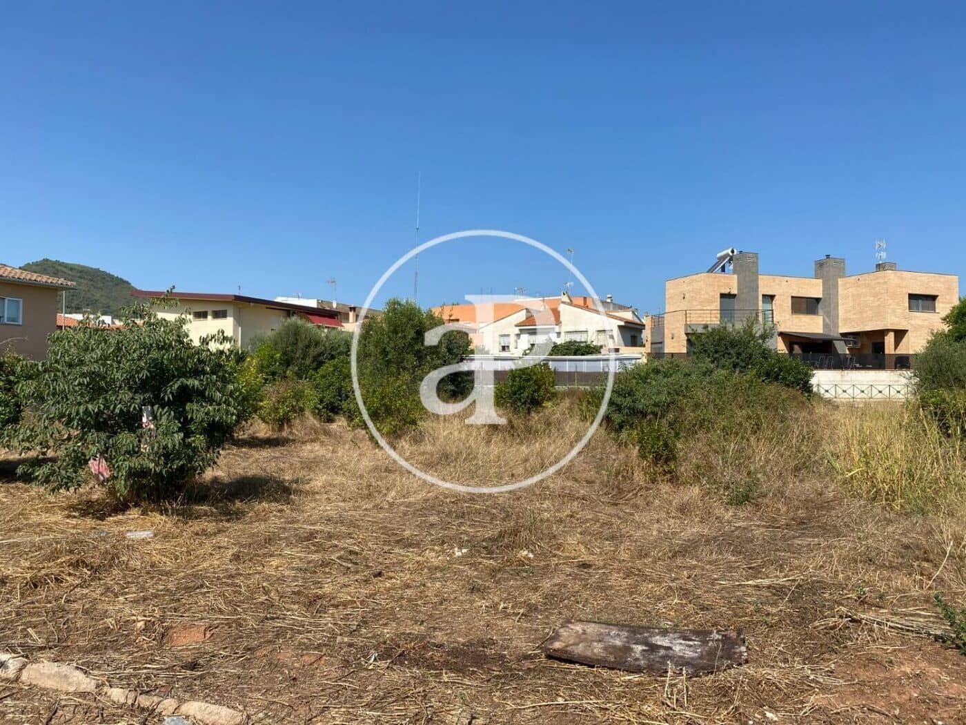 Grunde uden byggetilladelser til salg i Gilet - € 129.000 (Ref: 7598885)