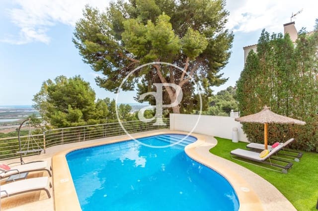 5 bedroom Villa for sale in Puçol with pool - € 1,600,000 (Ref: 7600647)
