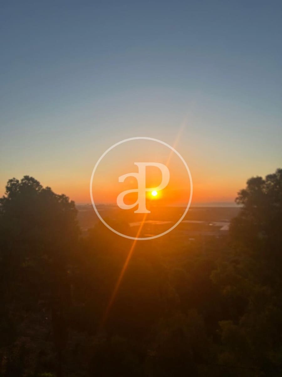 5 bedroom Villa for sale in Pucol with pool - € 1,600,000 (Ref: 7600647)