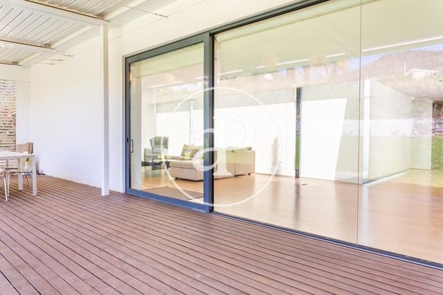 4 bedroom Villa for sale in Puçol with pool - € 1,500,000 (Ref: 7600662)