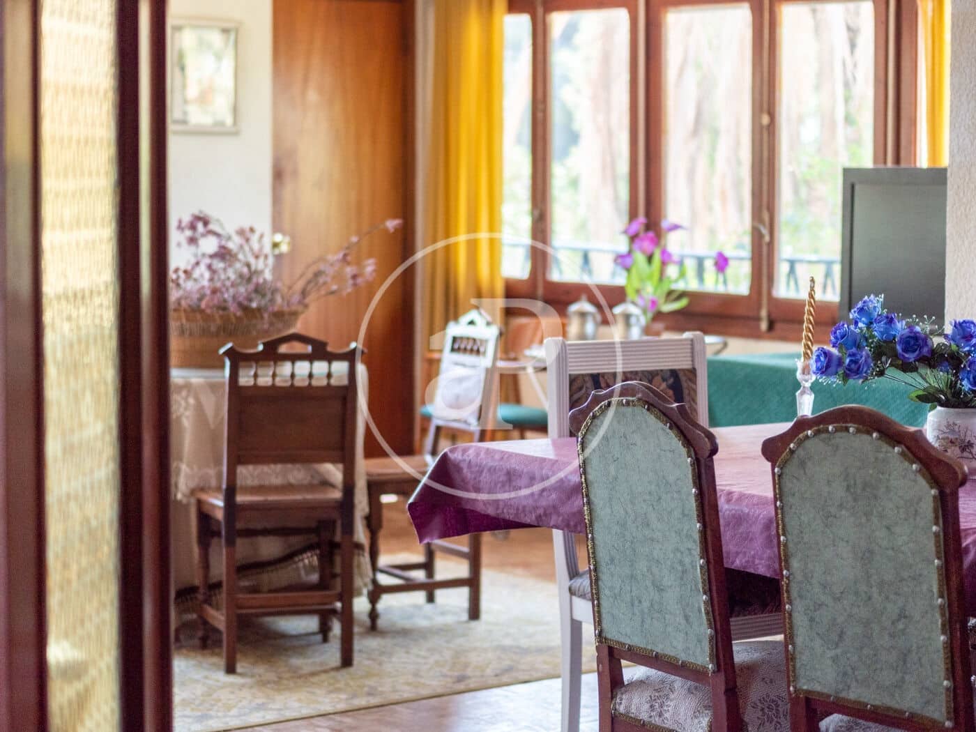 5 soveværelse Villa til salg i Gilet med swimmingpool - € 620.000 (Ref: 7600711)