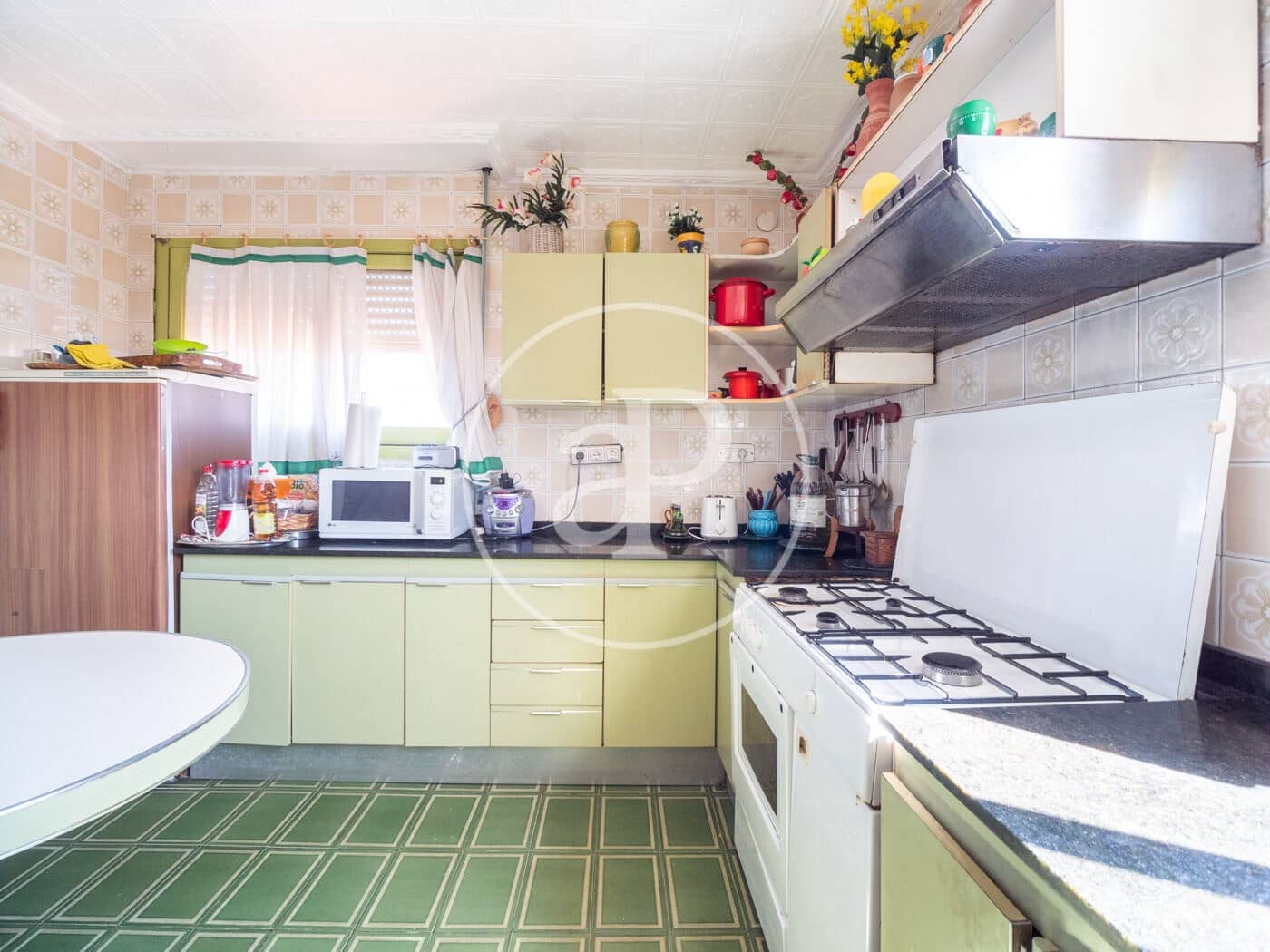 5 soveværelse Villa til salg i Gilet med swimmingpool - € 620.000 (Ref: 7600711)