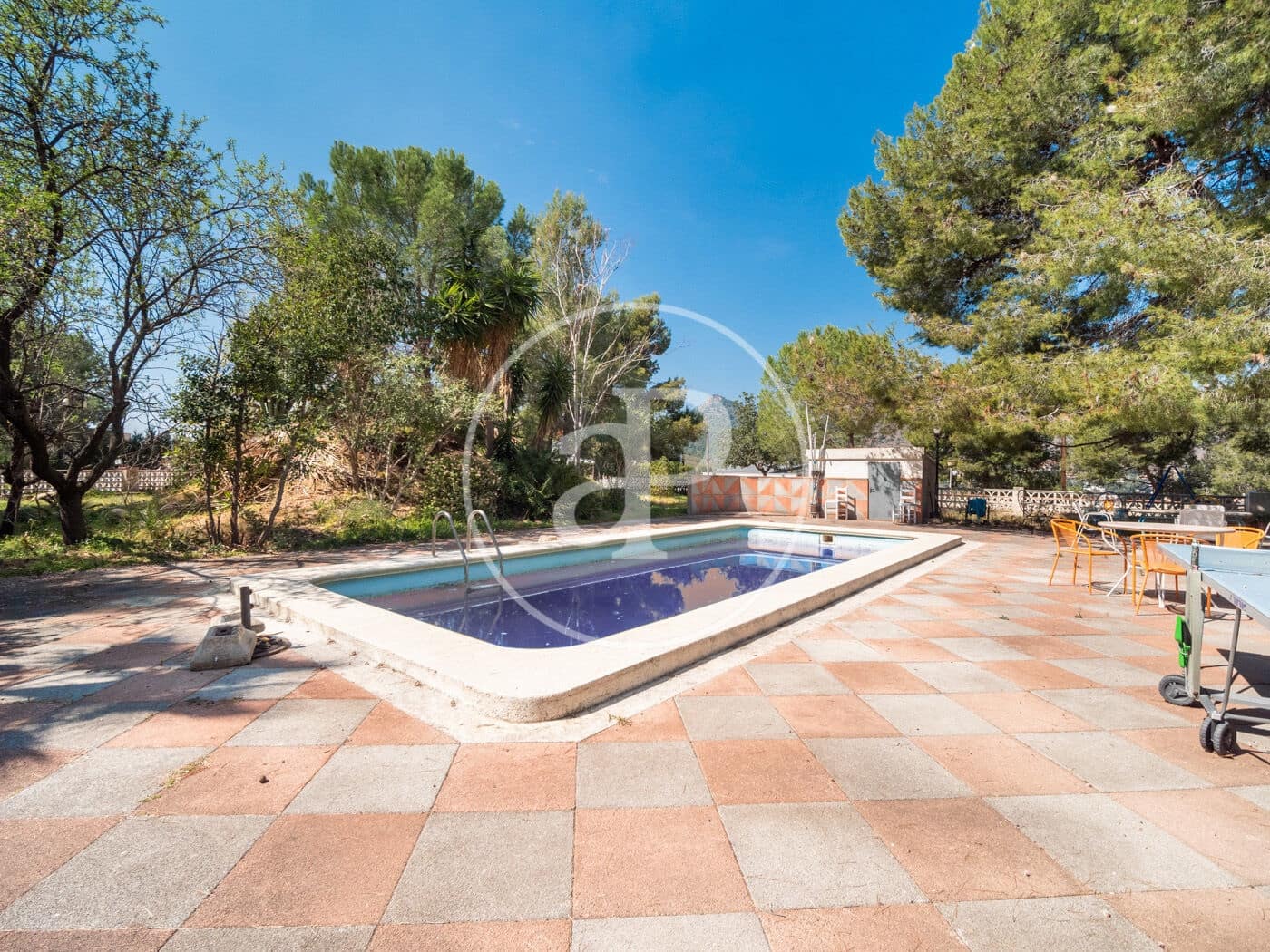 5 soveværelse Villa til salg i Gilet med swimmingpool - € 620.000 (Ref: 7600711)