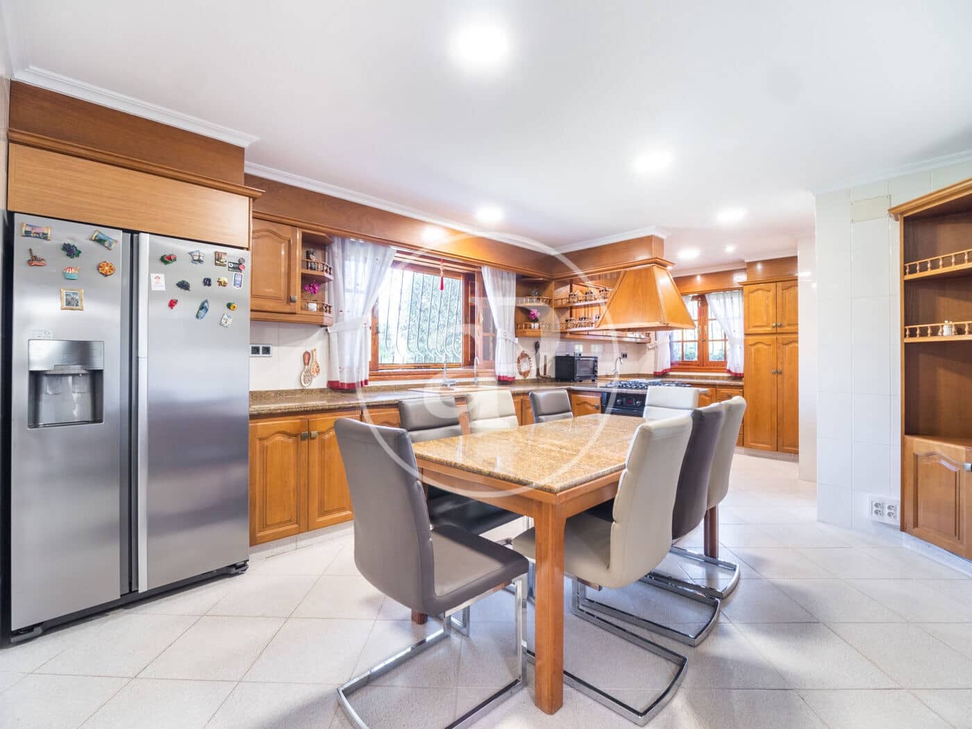 6 soveværelse Villa til salg i Paterna med swimmingpool - € 1.500.000 (Ref: 7600714)