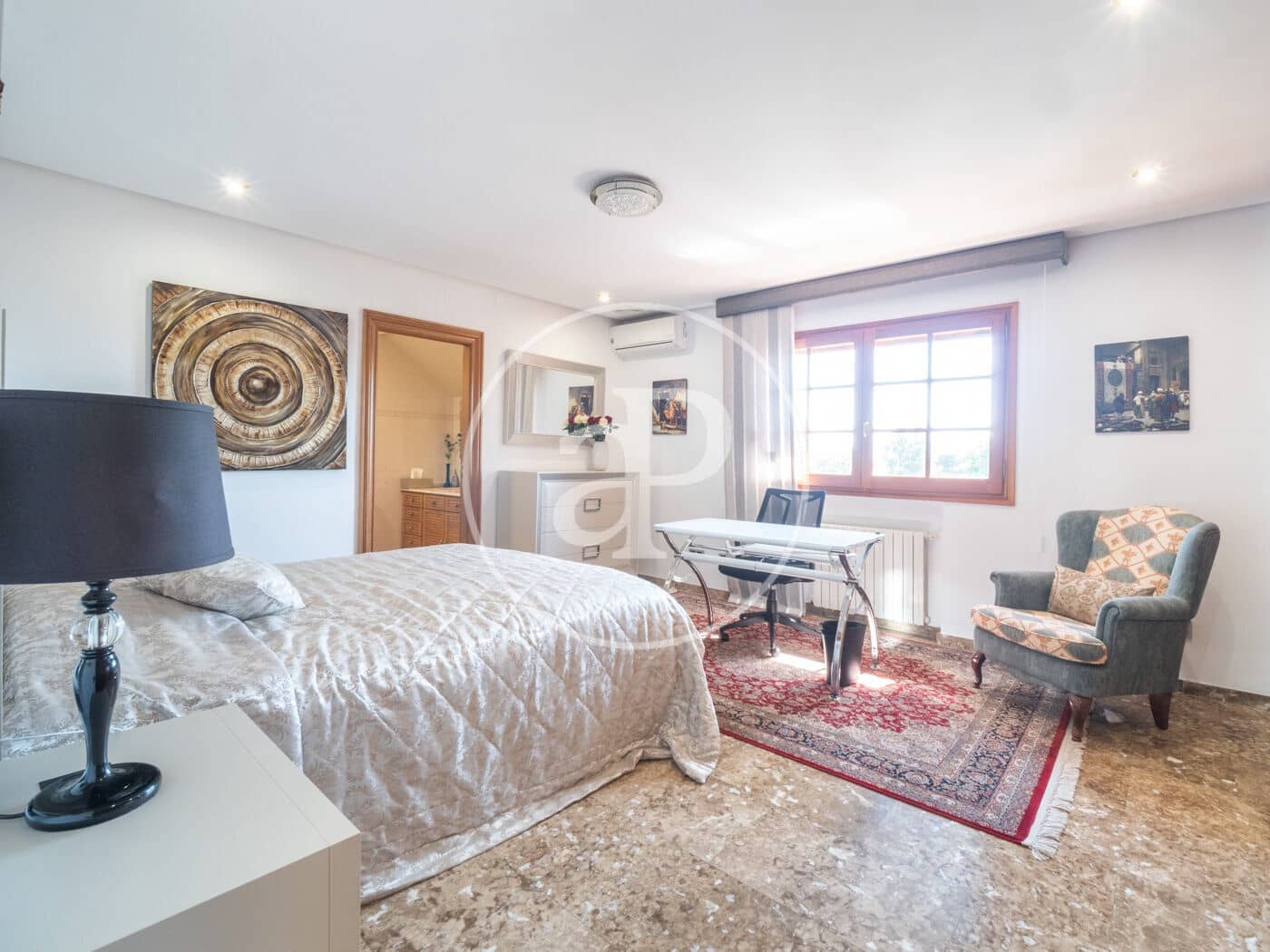 6 soveværelse Villa til salg i Paterna med swimmingpool - € 1.500.000 (Ref: 7600714)